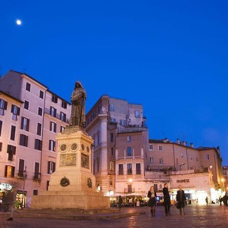Casa Vacanze Campo De' Fiori Rome Buitenkant foto